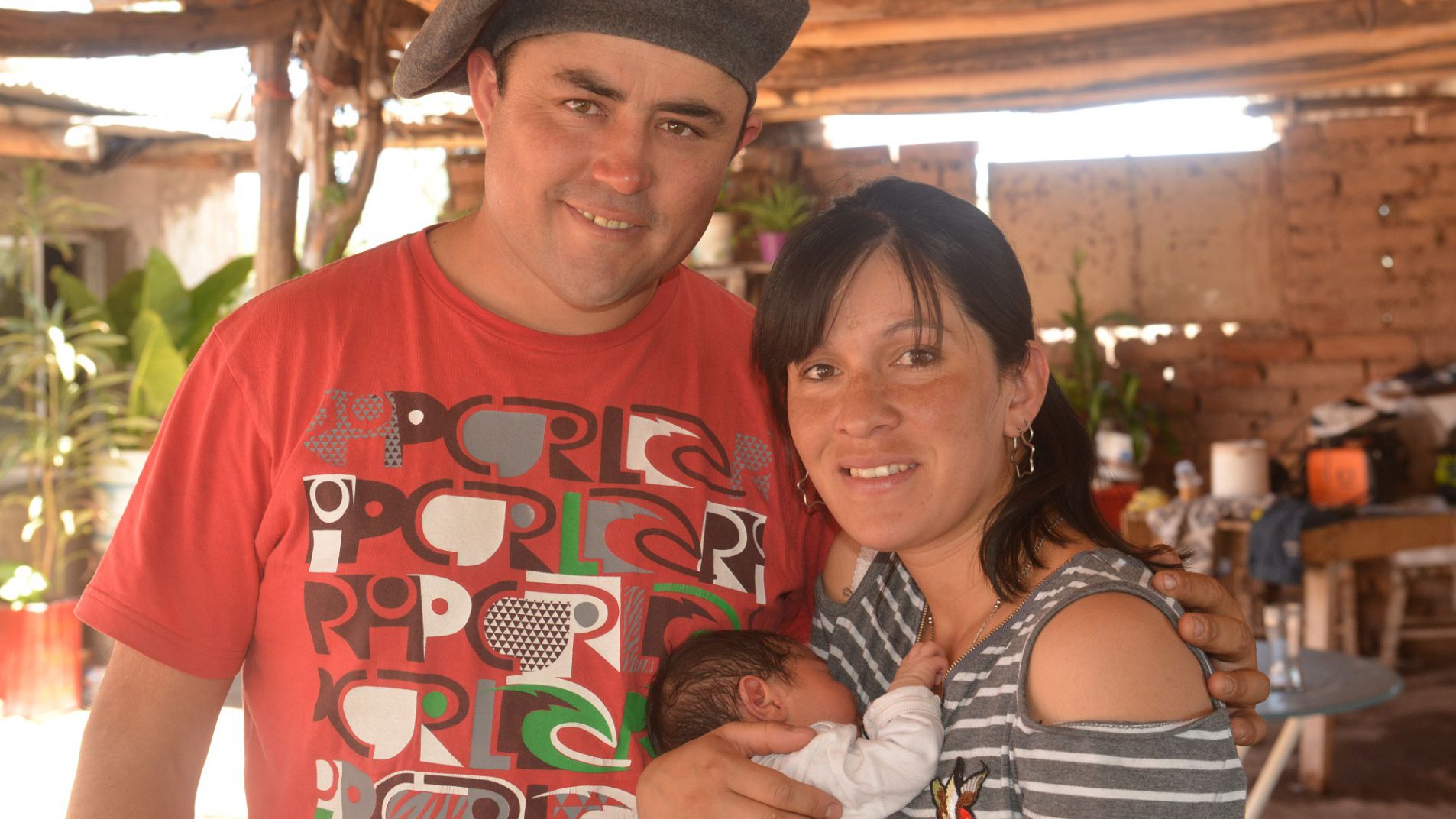 Aldana dio a luz a Samira camino al hospital: nació en el asiento del auto