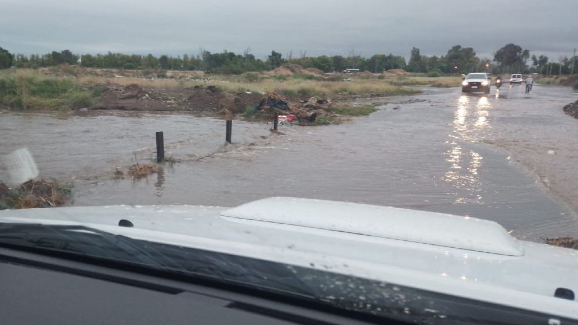 Piden precaución al transitar por los cruces alternativos del Diamante.