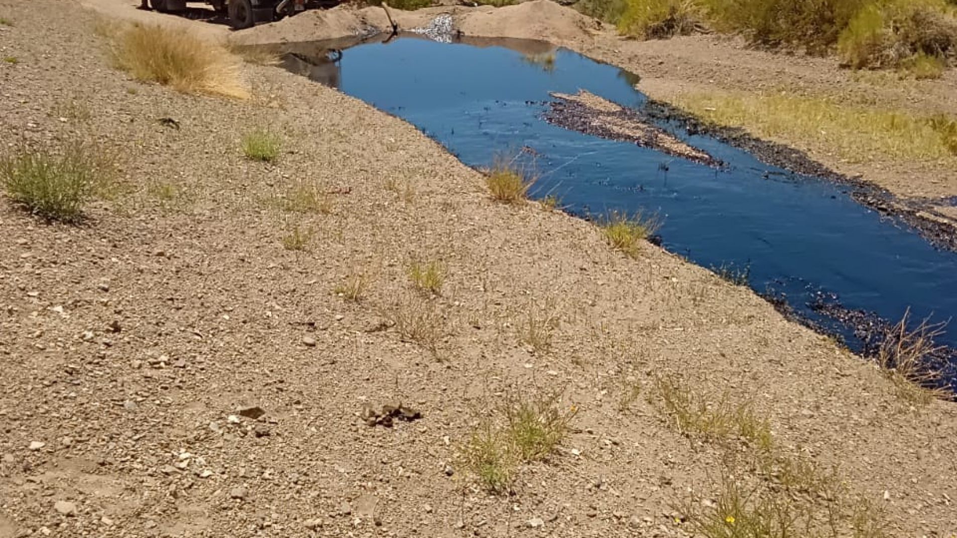 Avanzan en el saneamiento por el derrame de petróleo en Malargüe