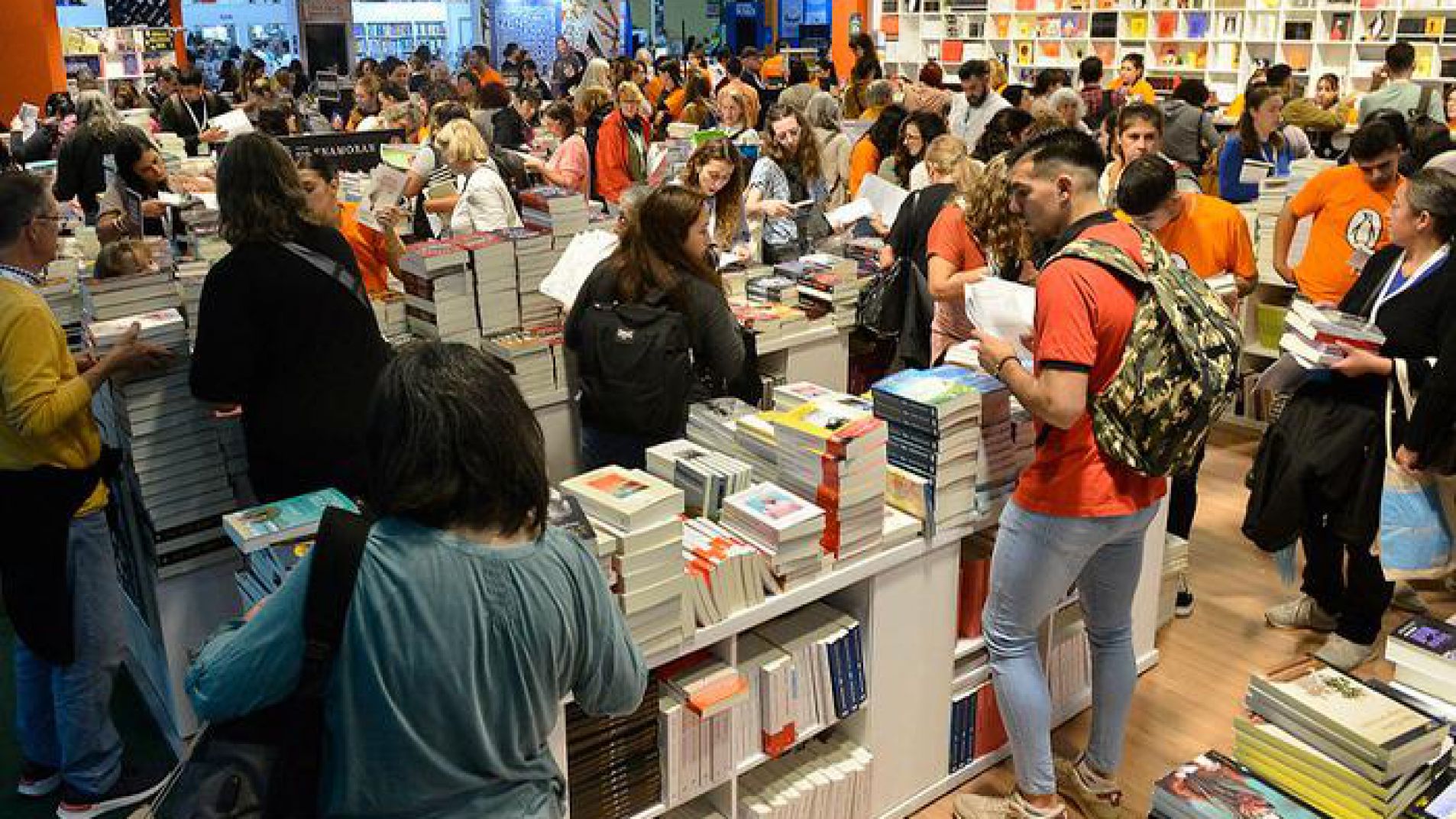 Nuevos libros para las bibliotecas populares