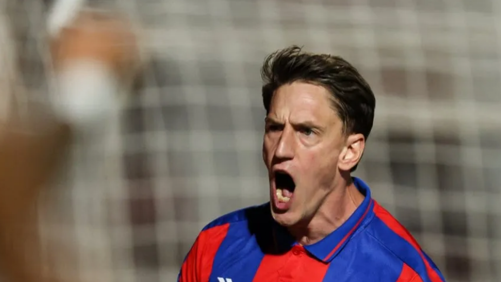 Con otro penal de Vombergar, San Lorenzo llega como líder al clásico