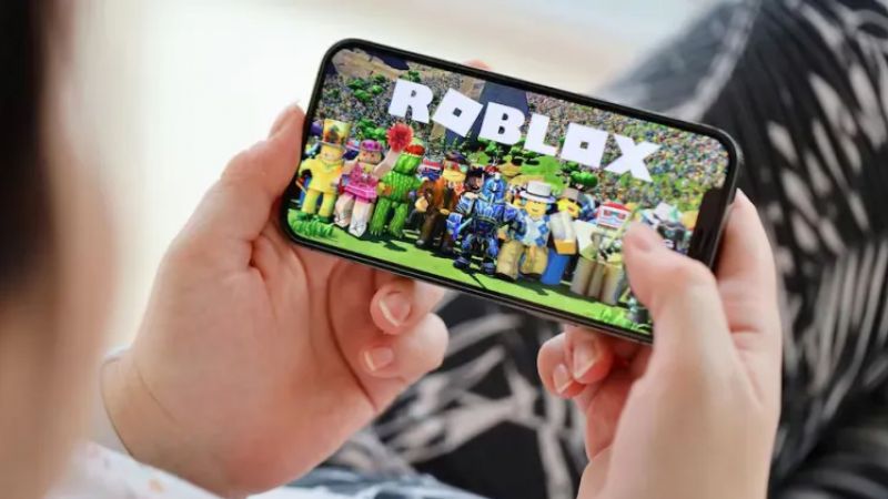 Condenaron a un hombre que acosó a una niña por la plataforma Roblox