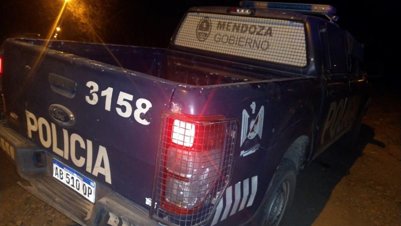 En una casa robaron tres televisores, dos computadoras y mil dólares