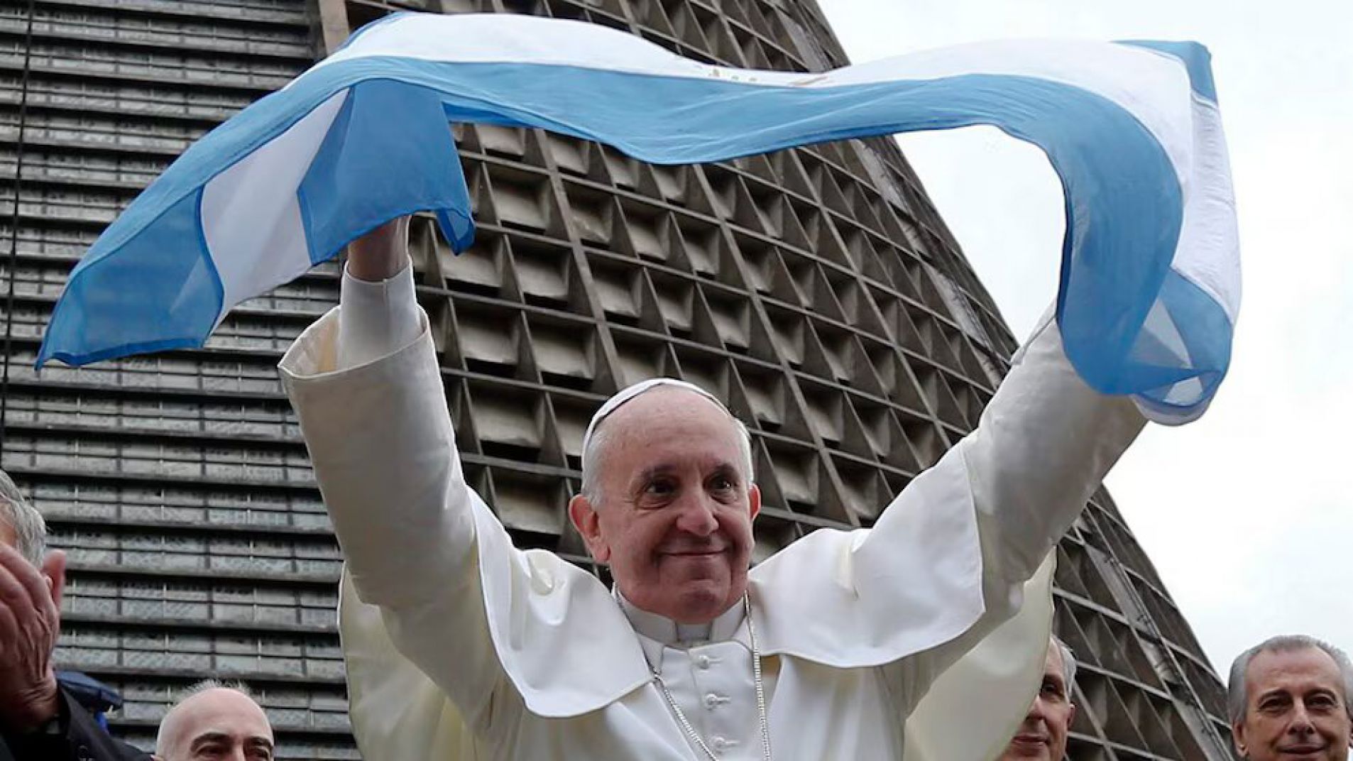 La AFA despidió al papa Francisco: "El argentino que jugó para el mundo"