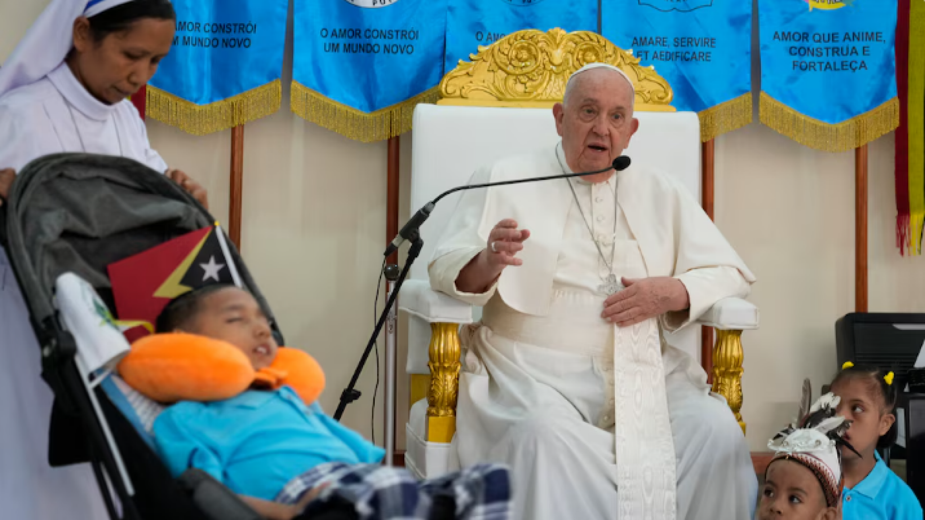 Las intimidades que el Papa Francisco reveló en una entrevista