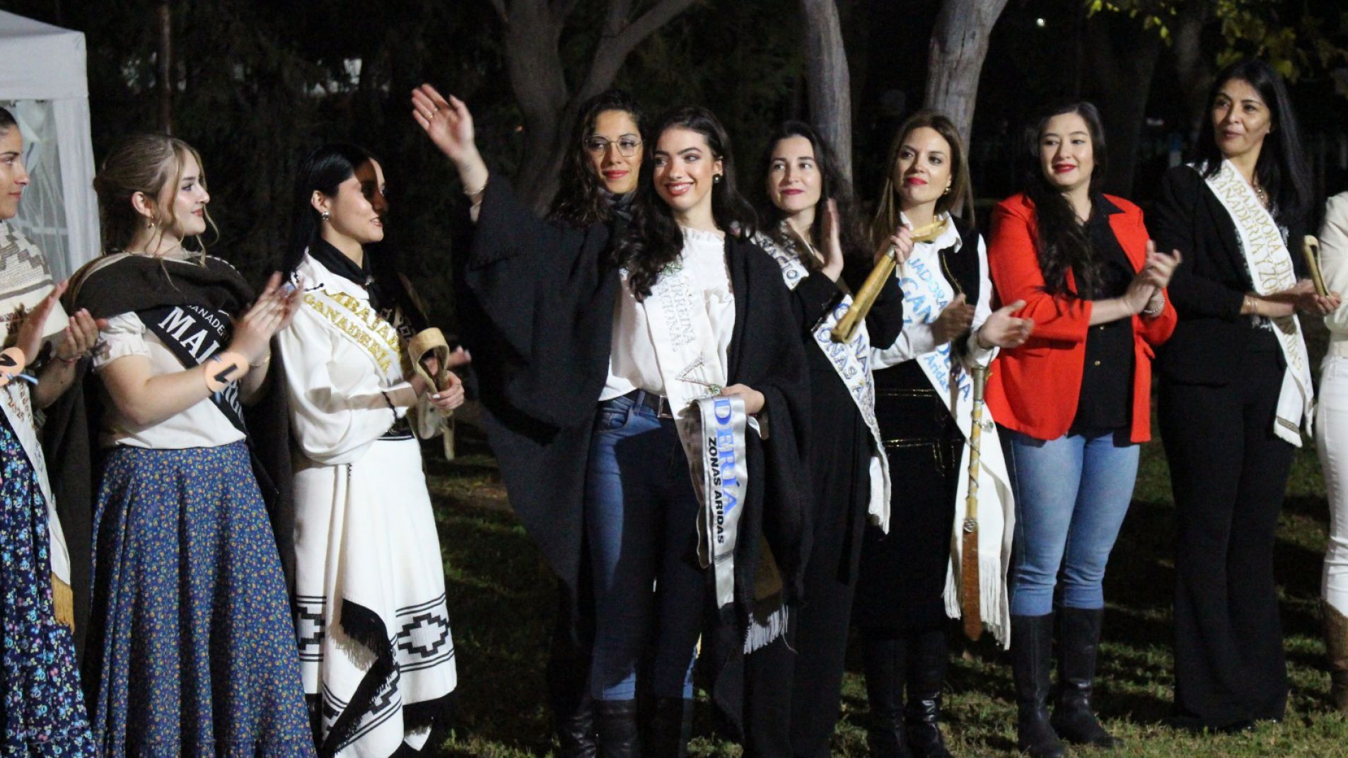 La Fiesta Nacional de la Ganadería inauguró el "Paseo de las Embajadoras"