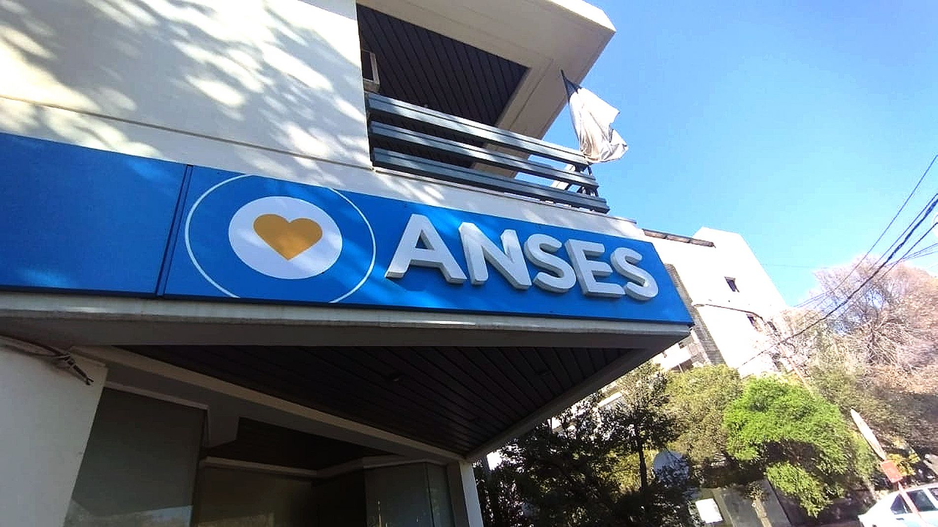 ANSES: quiénes cobran este lunes 23 de junio