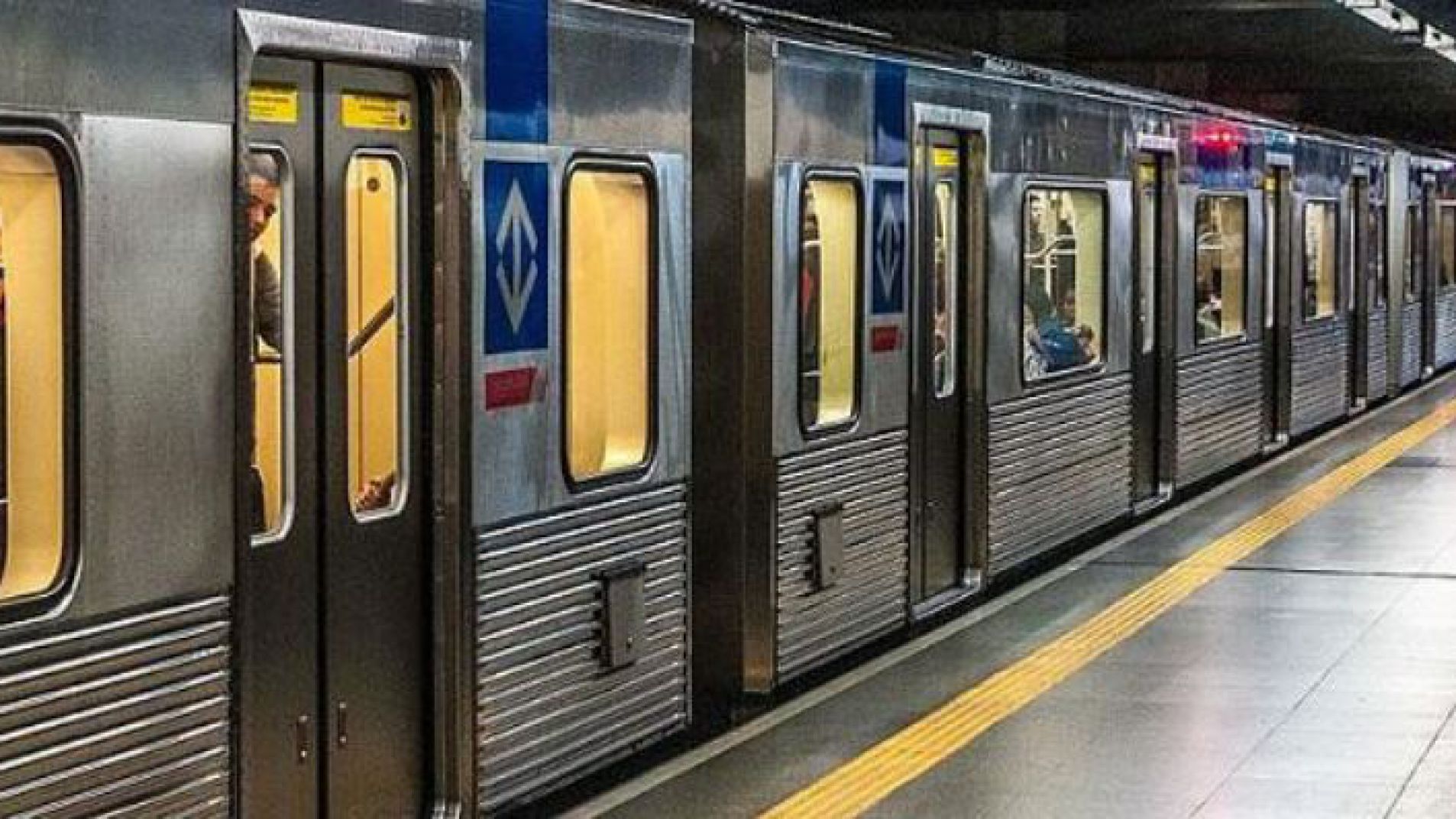 Video: Un hombre se prendió fuego en una estación de trenes de Sao Paulo