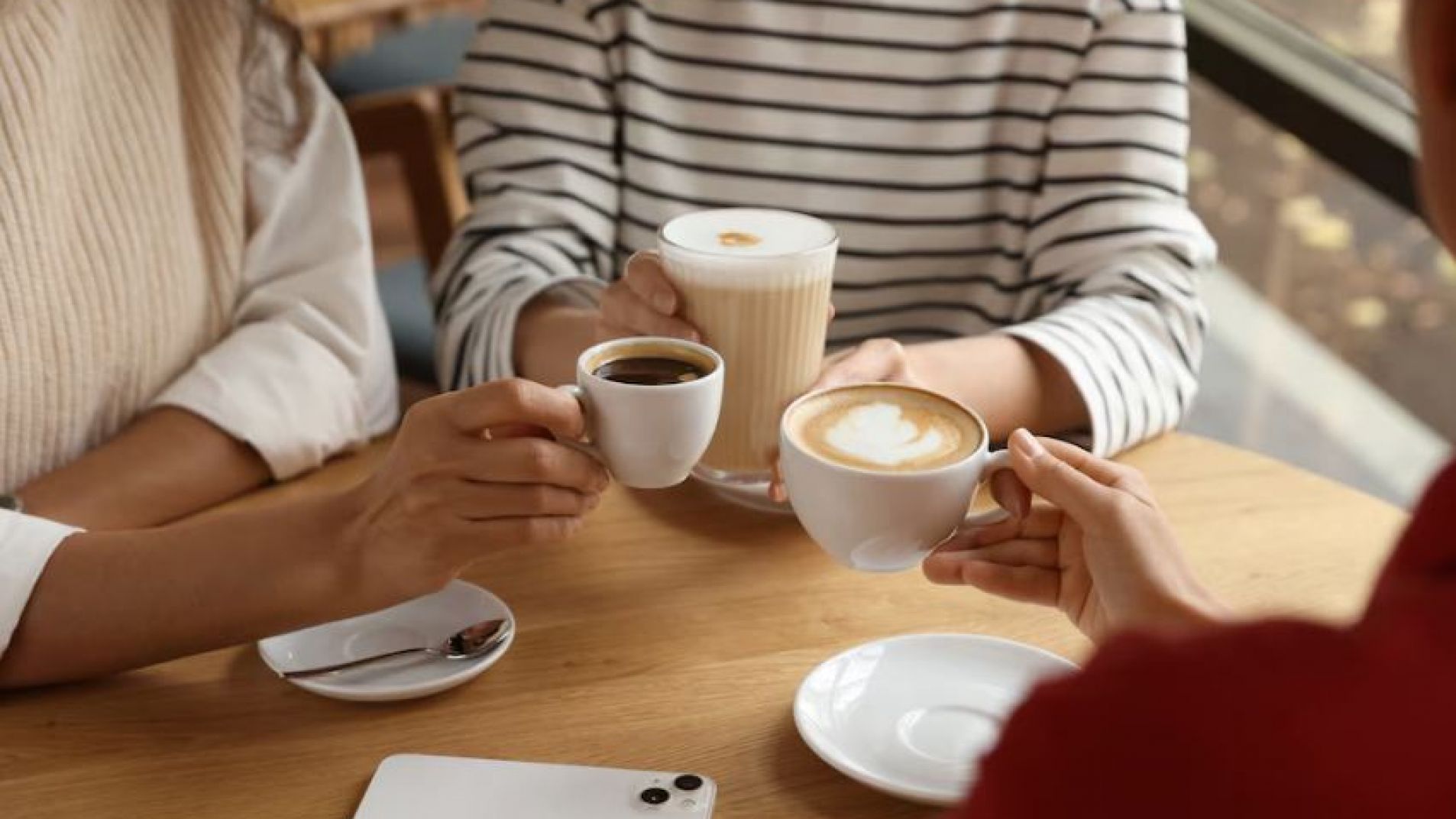 Cuántas horas antes de acostarse hay que dejar de beber café para no alterar el sueño