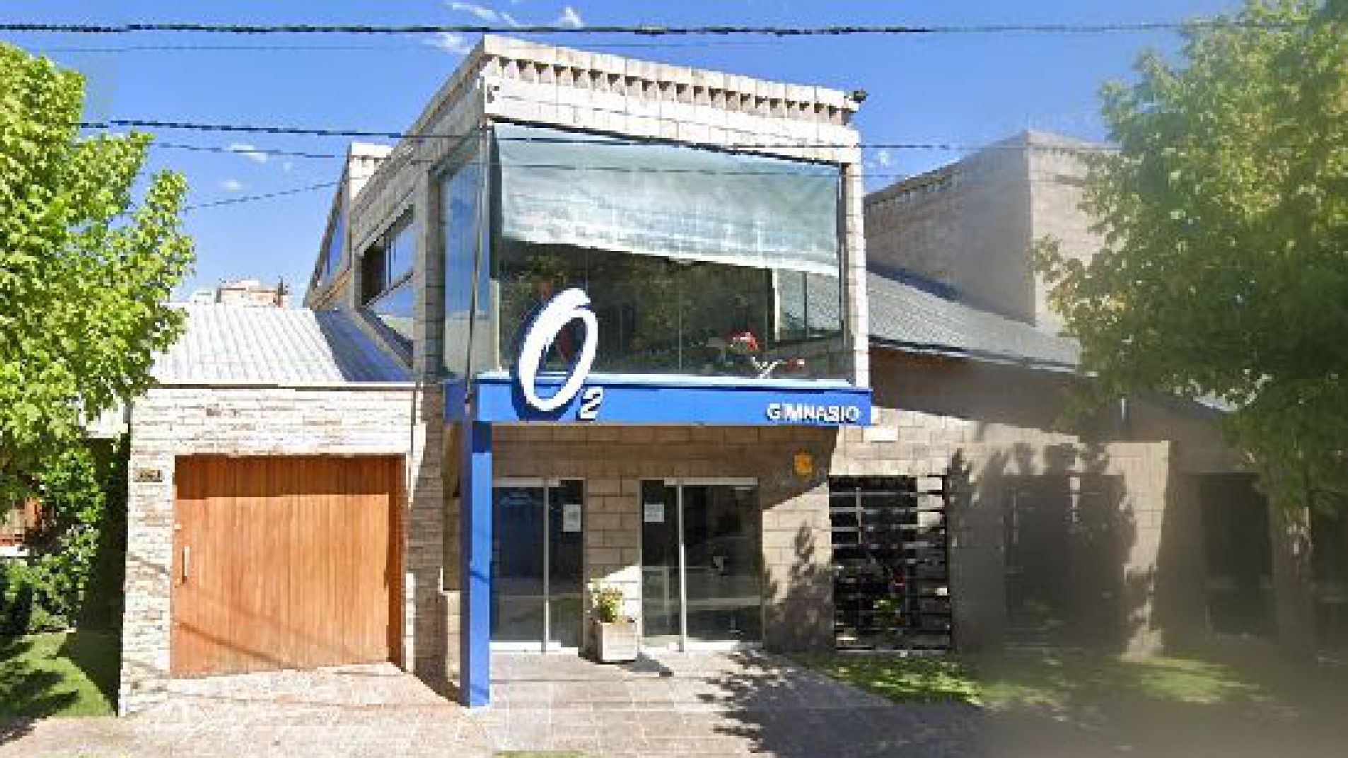 Denunciaron que entraron por una ventana y sustrajeron diversos elementos y dinero (imagen Street View).