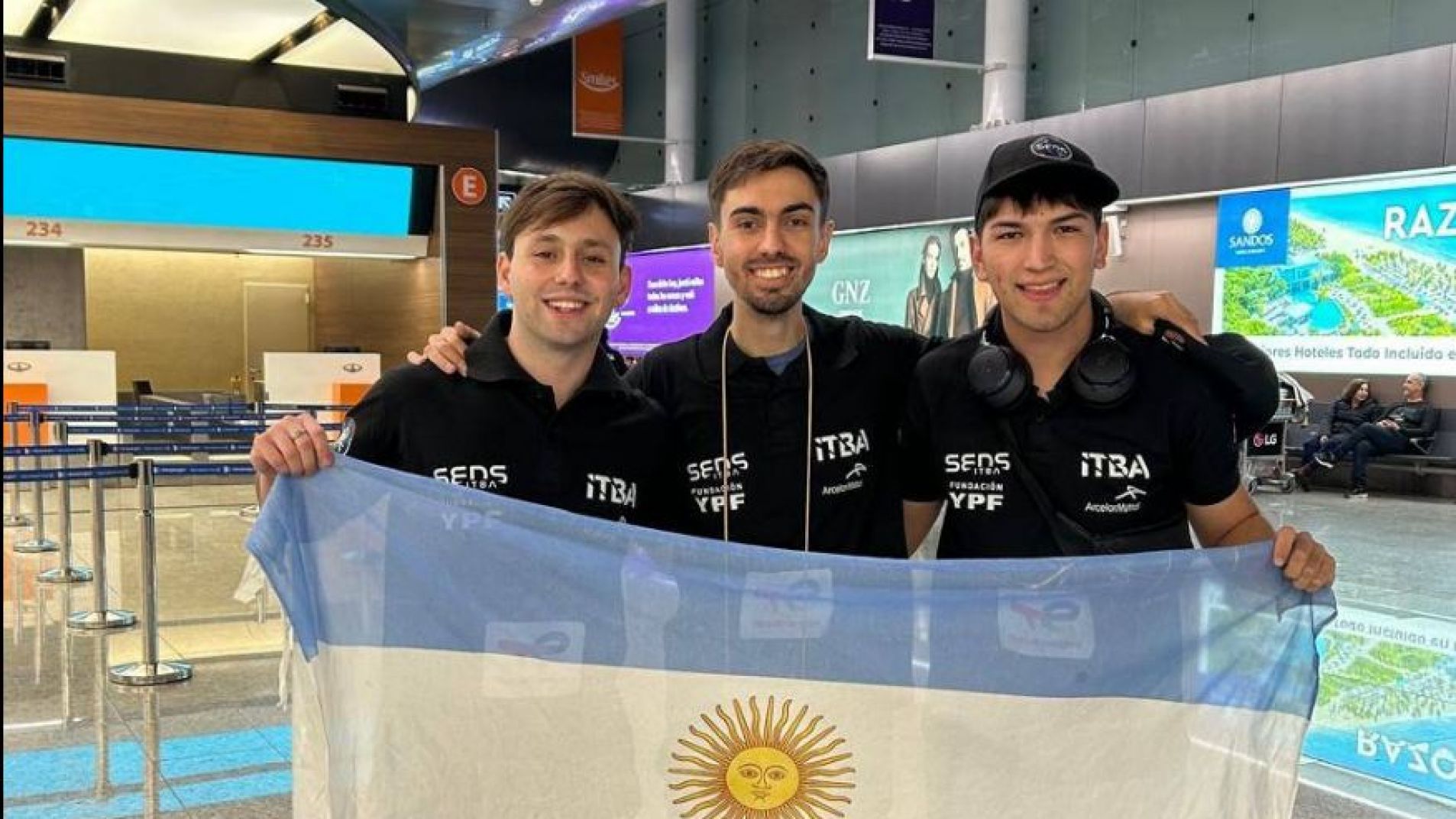 Un alvearense y otros chicos formarán parte una misión de la NASA a la Luna