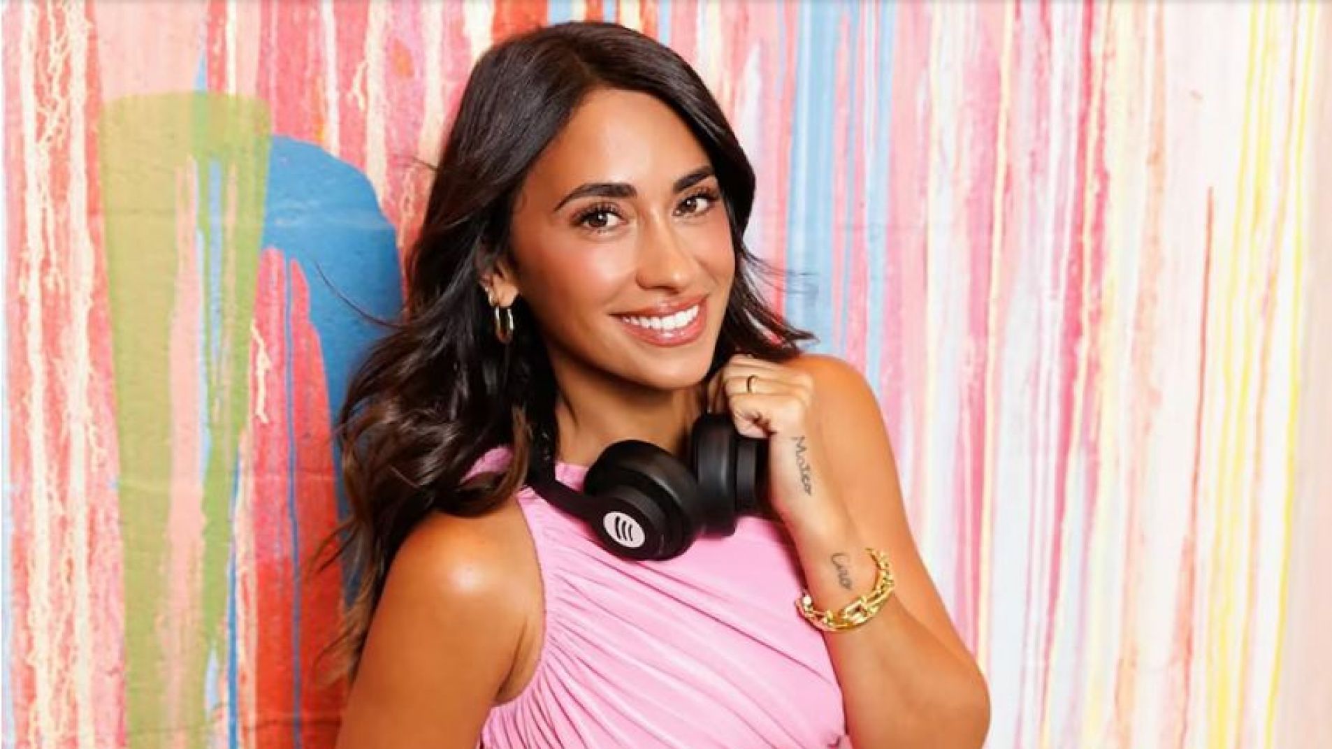 Roccuzzo deslumbró a sus seguidores con el jean que marca tendencia