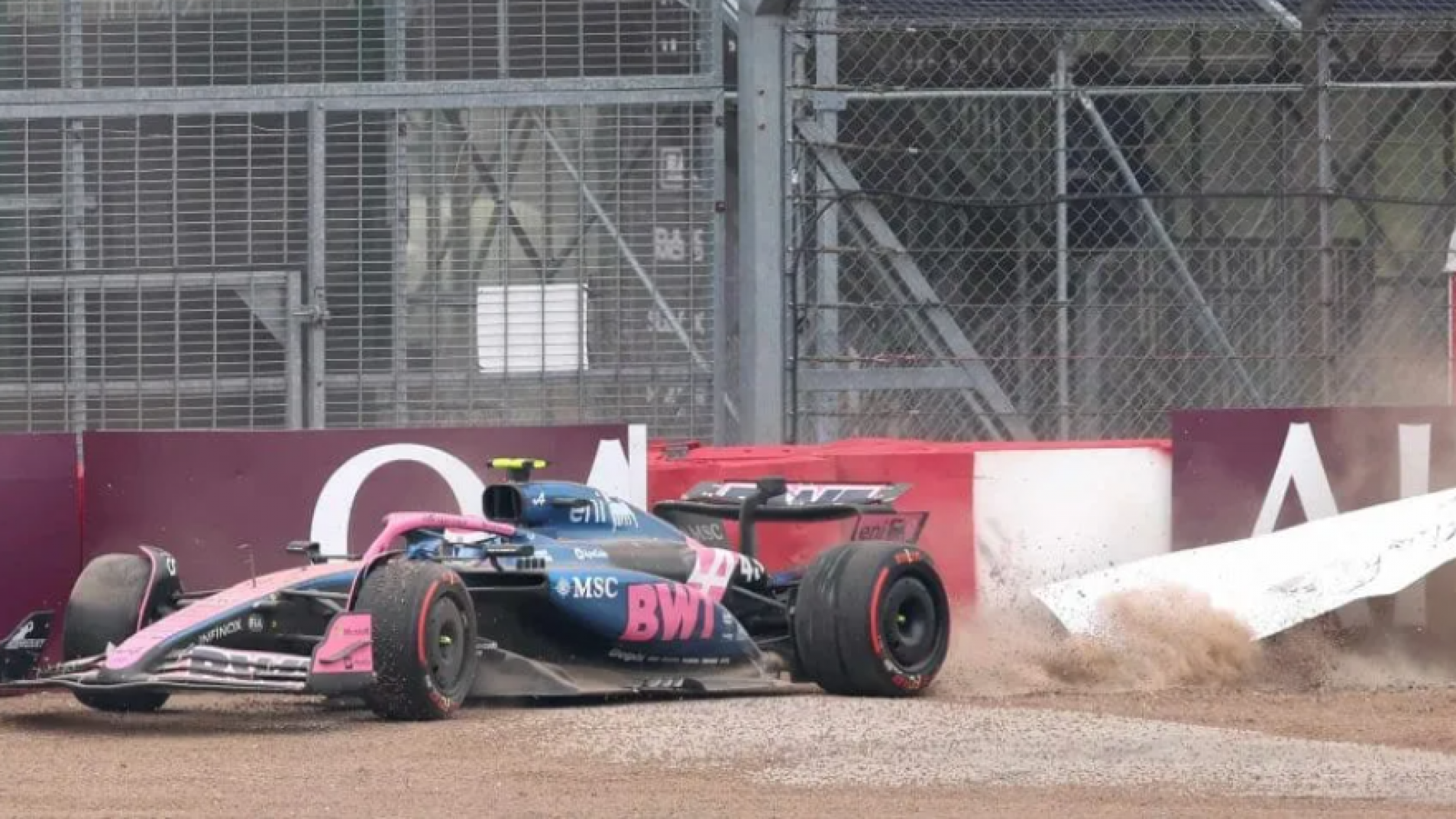 Colapinto: trompo, choque y fuera de la clasificación en Silverstone (Video)