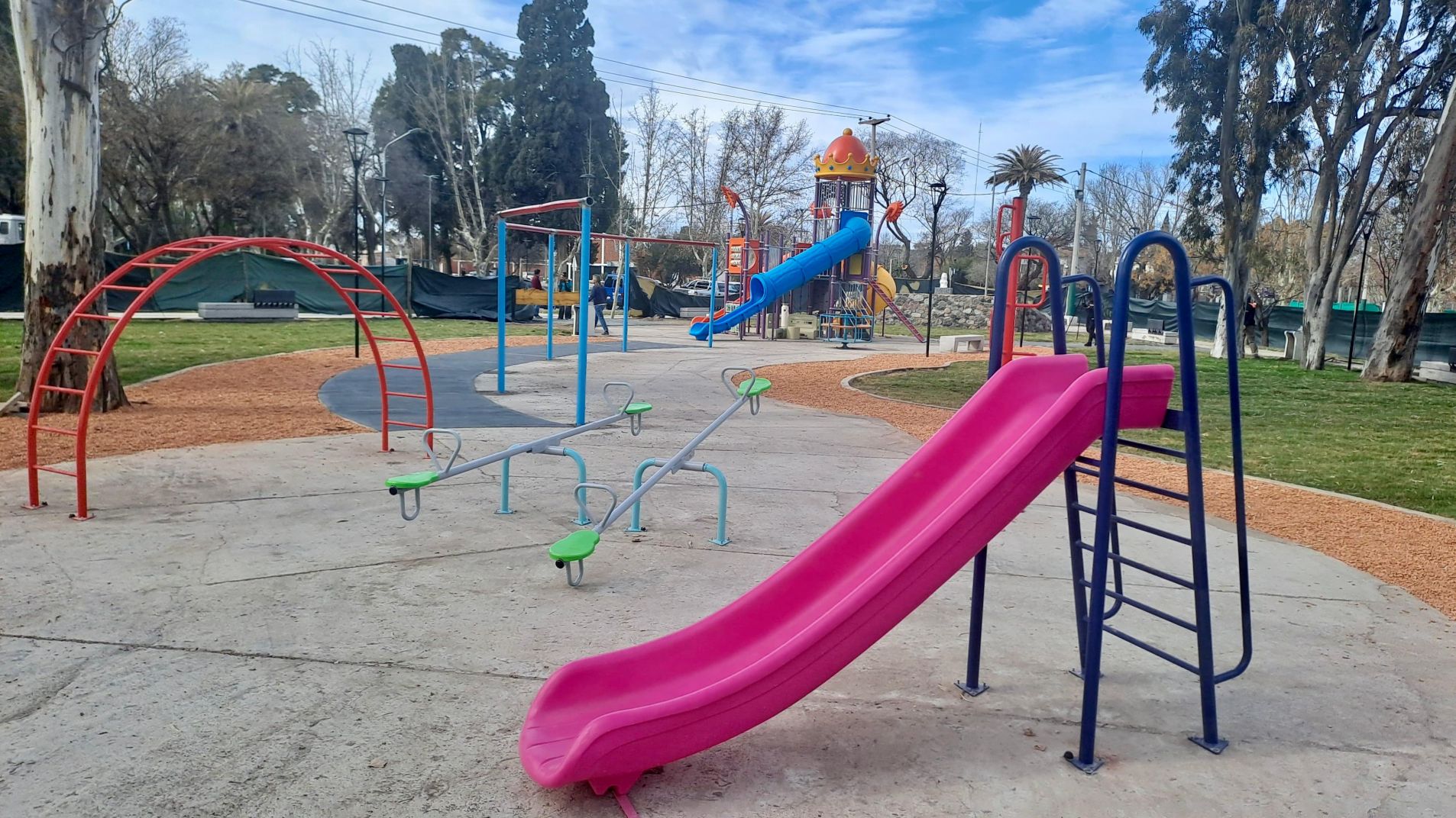 Este domingo Omar Félix inaugura el Parque Infantil en Villa Atuel
