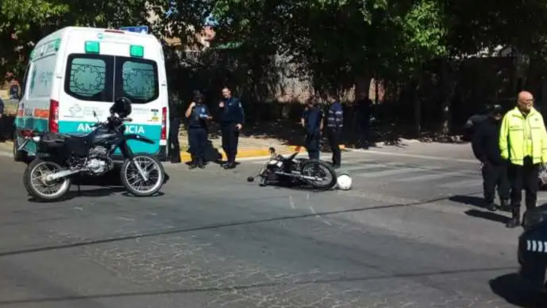 Murió un motociclista que fue embestido por un colectivo