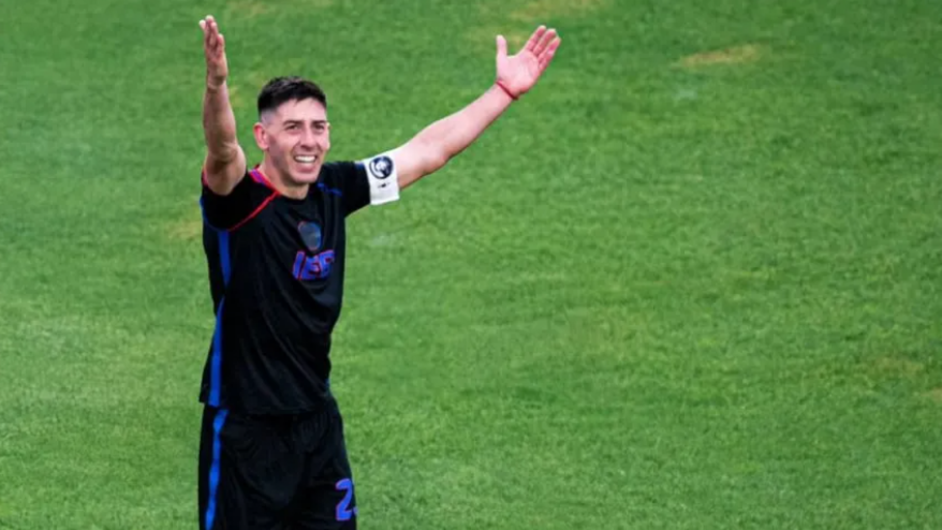 Gastón Hernández se puso de capitán en el Gran DT y fue la figura de la fecha