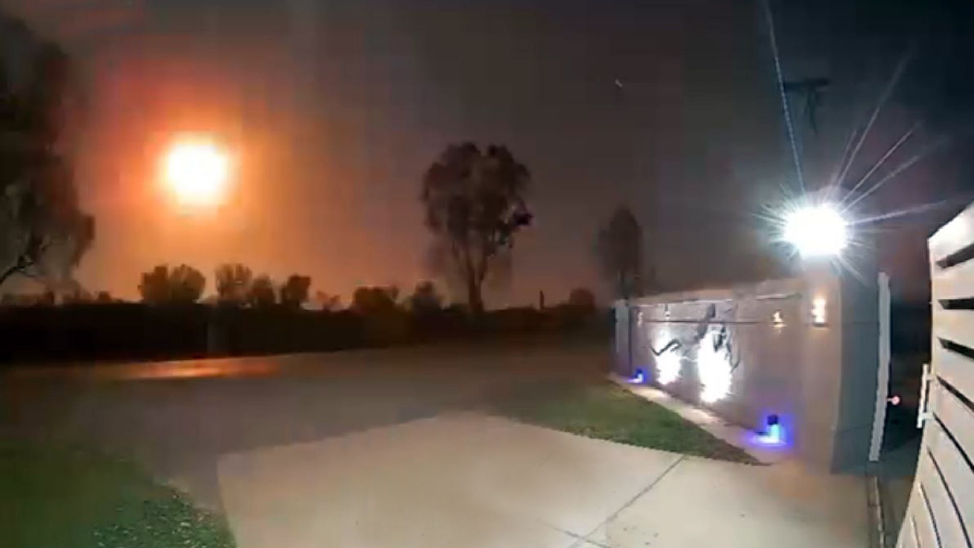 Mirá los videos: La caída de un meteoro sorprendió a los sanrafaelinos