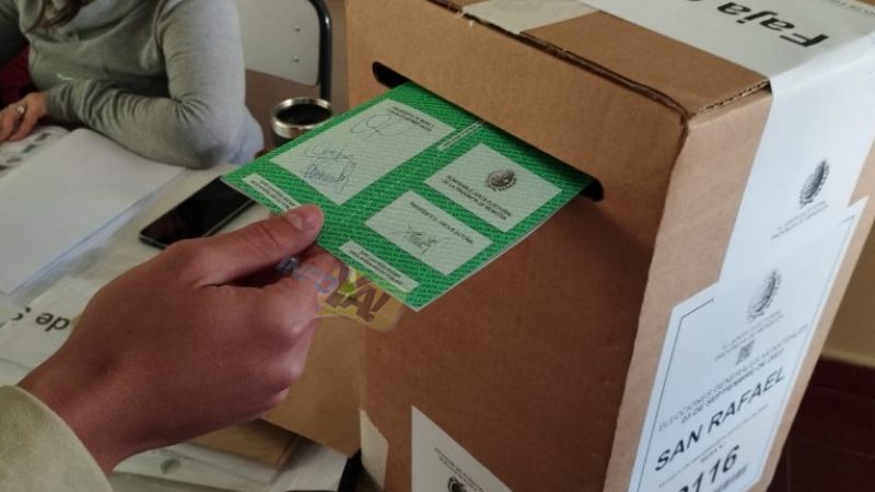 Hubo acuerdo y el domingo se votan convencionales constituyentes