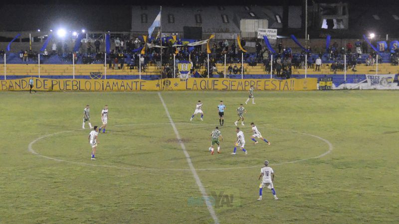 Con gol de Cascón, Huracán derrotó a Rincón por la mínima en el Federal