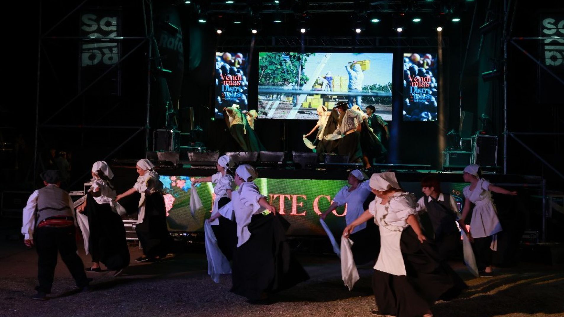 La fiesta de Monte Comán se realizó este domingo por la noche.