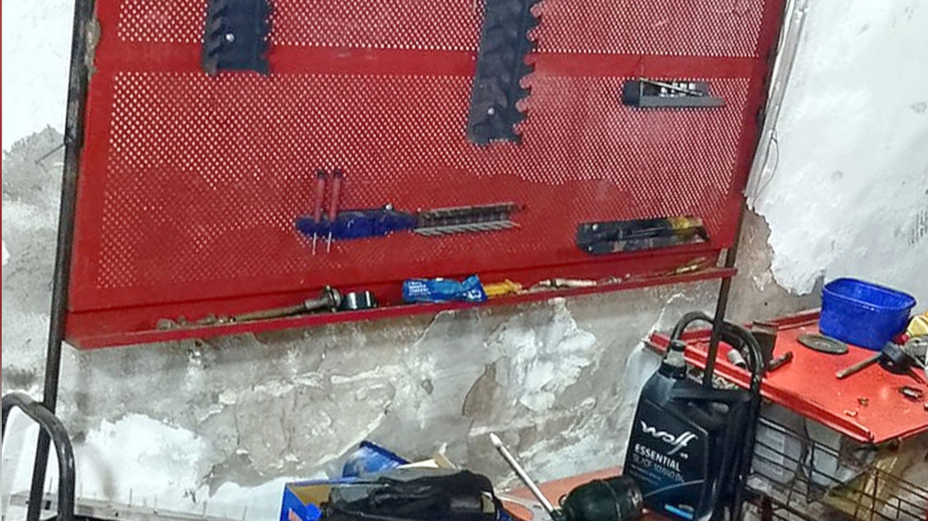 Vecinos en alerta por una banda que saqueó comercios en Cuadro Nacional