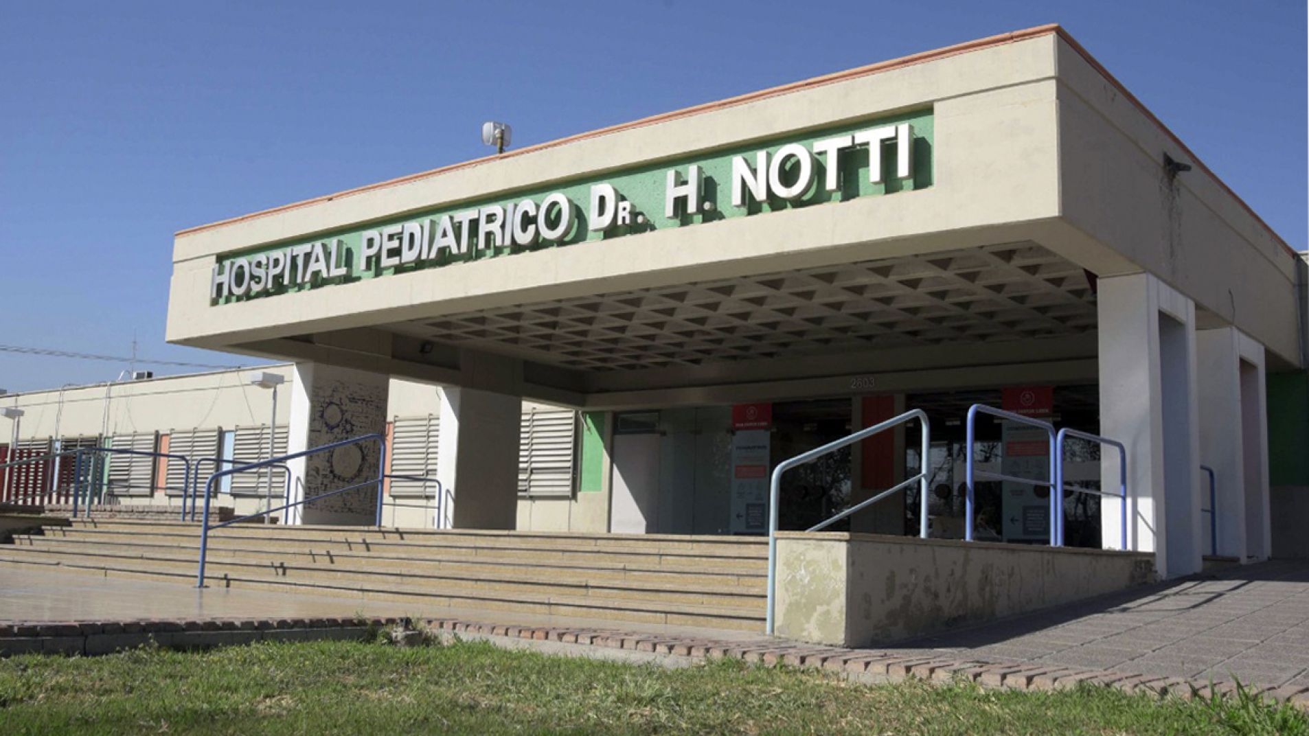 Bruno, el bebé que sufrió quemaduras, se recupera en el hospital Notti