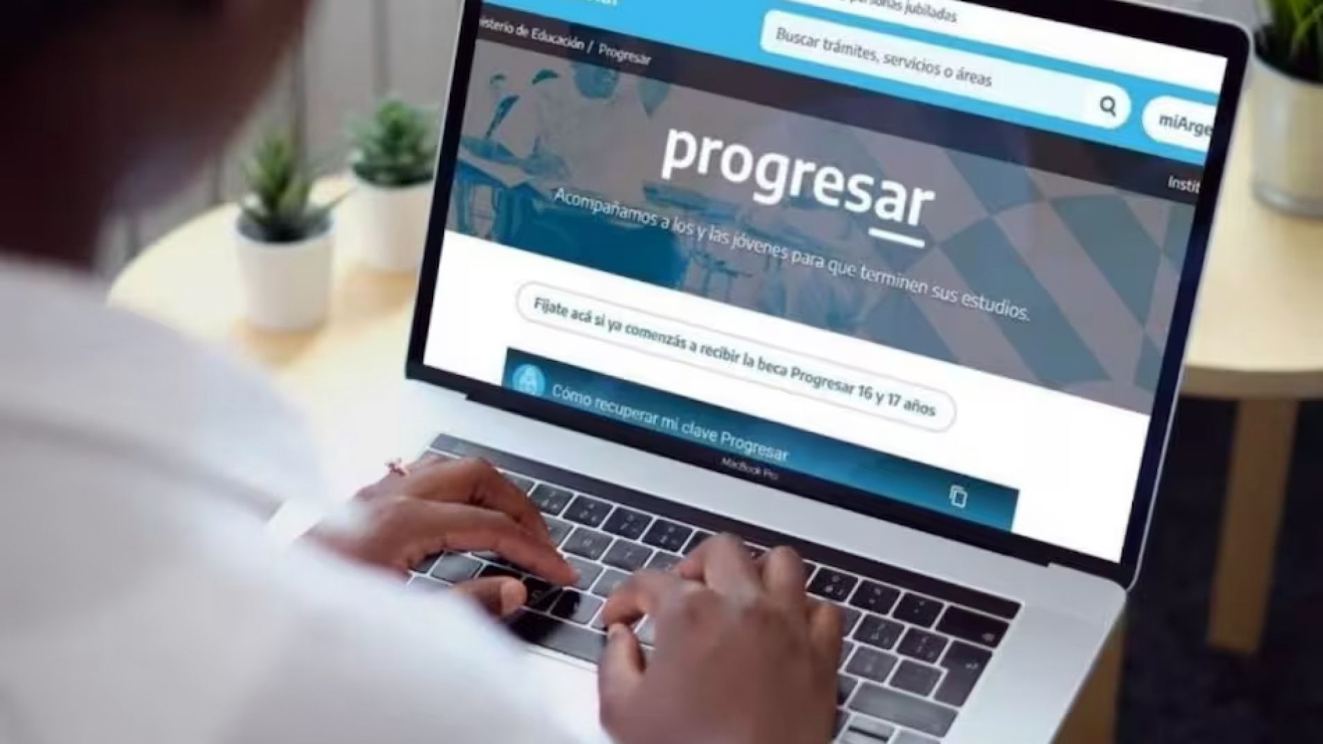 Becas Progresar ANSES: cuándo depositan el último pago de 2025