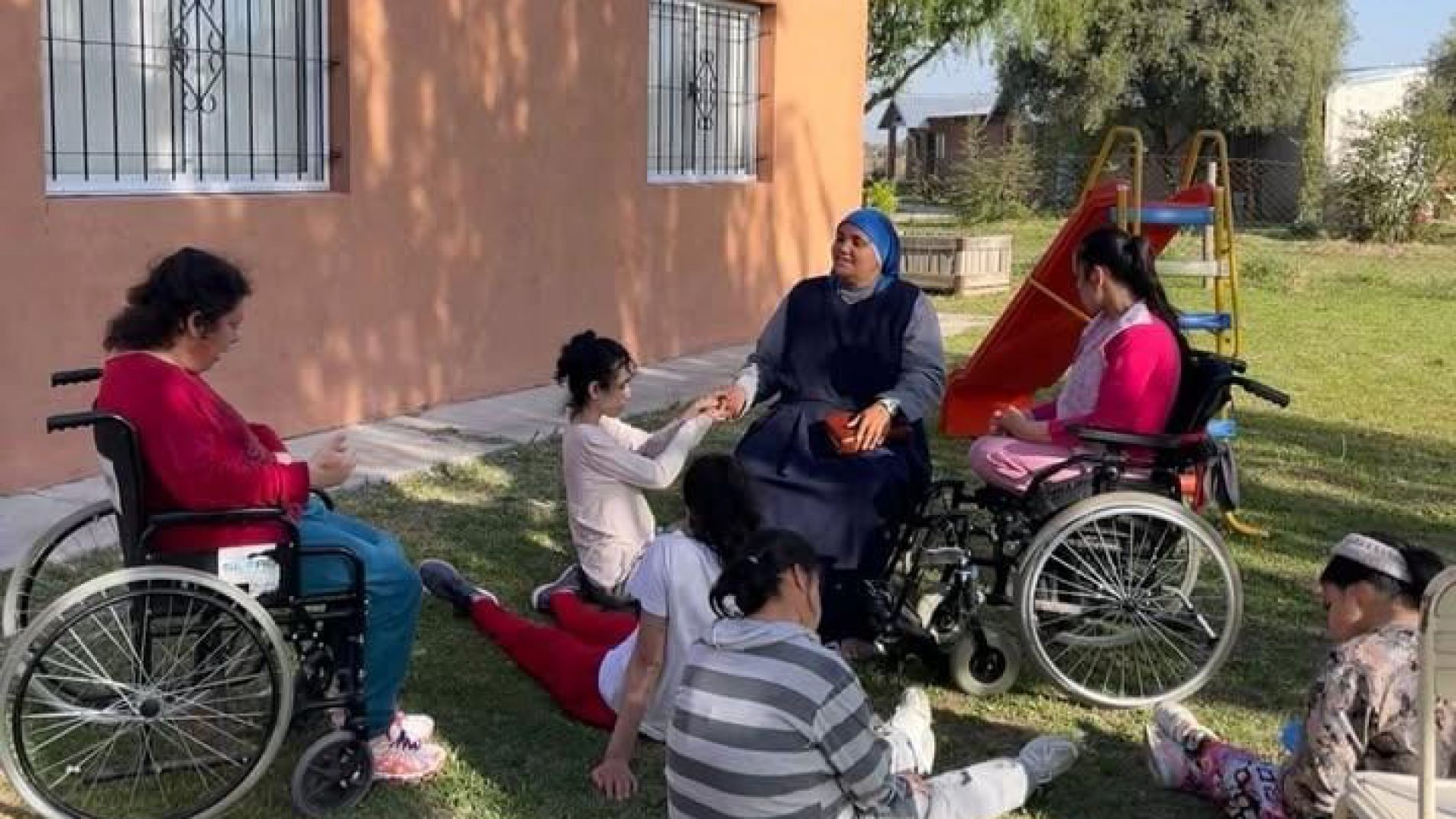 El hogar Divina Providencia se ubica en Rama Caída.