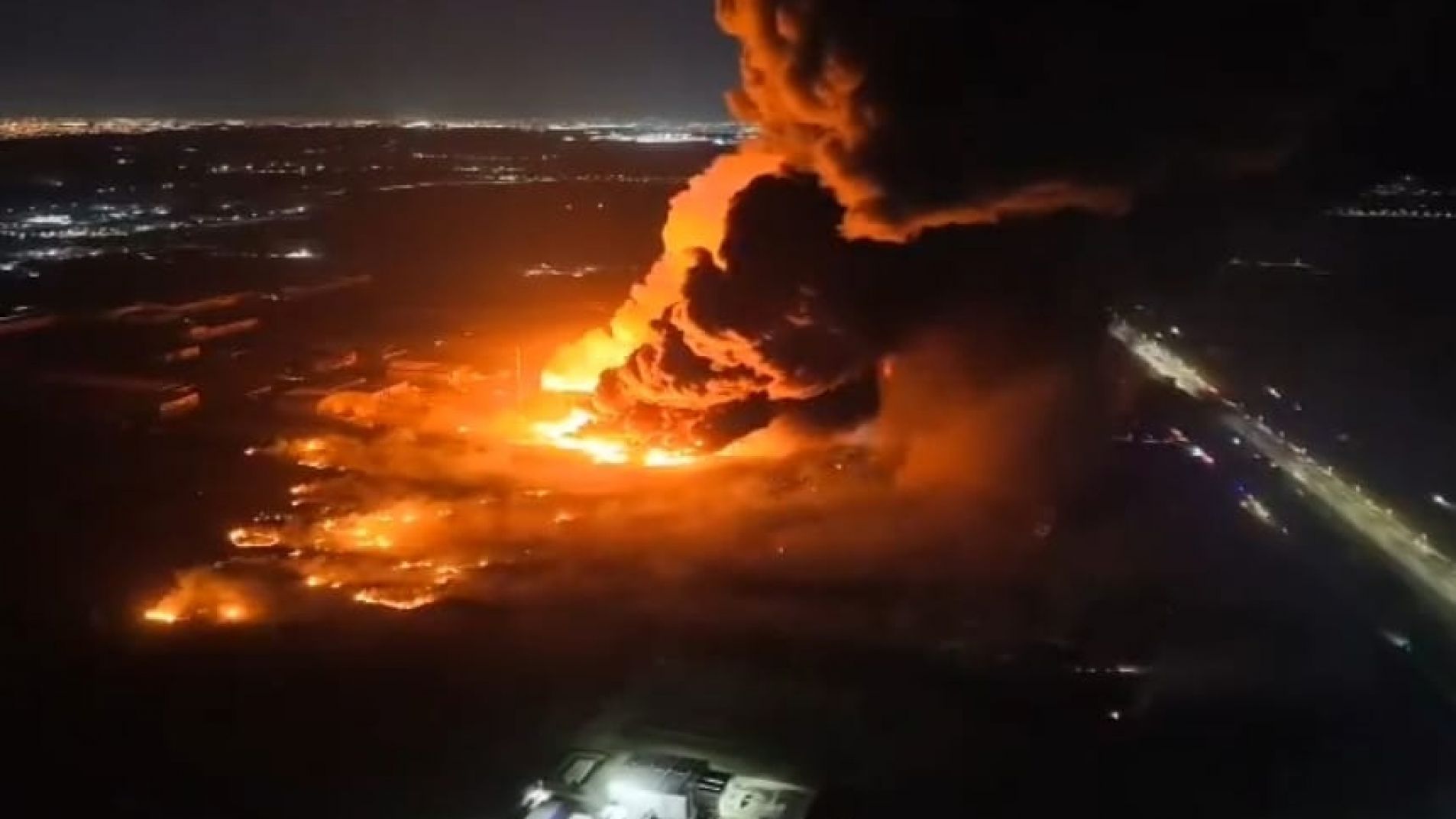 Todos los videos de la explosión en el parque industrial de Ezeiza