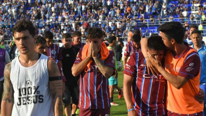 Godoy Cruz y San Martín de San Juan descendieron a la Primera B Nacional