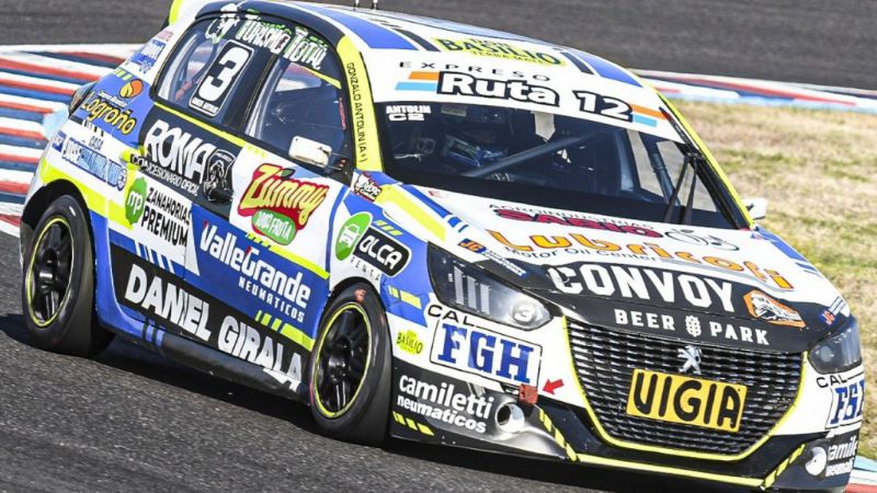 Pilotos de TN y Turismo Carretera 2000 se lucieron en la actuación