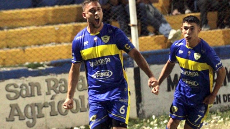 Ganó Huracán y quedó segundo en el torneo local