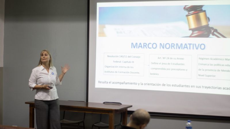 Educación Superior titularizará cargos y horas cátedra