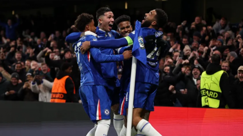 Con asistencia de Enzo Fernández, Chelsea goleó a Barcelona