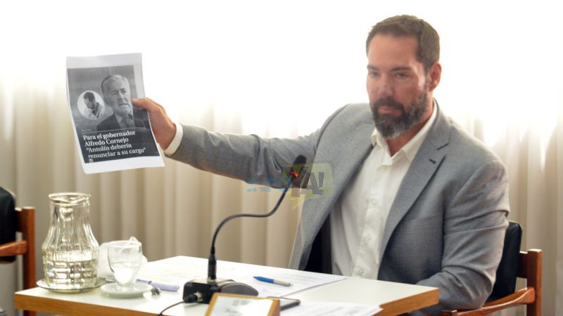 Radicales y peronistas aprobaron tratar el pedido de destitución de Antolín