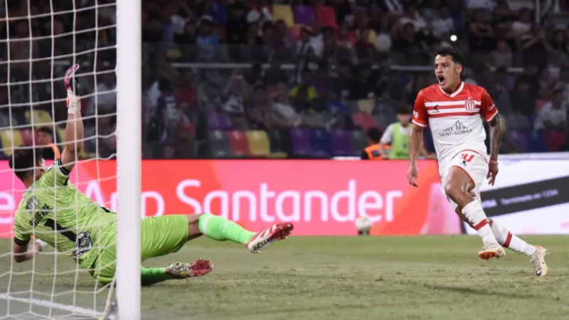 Estudiantes se plantó en Santiago del Estero ante Central Córdoba y es semifinalista