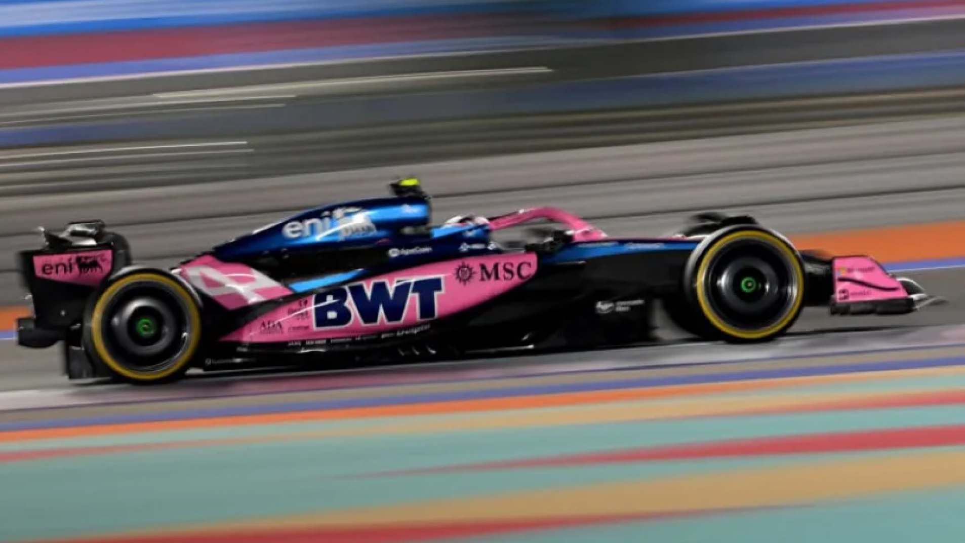 Colapinto terminó 14º, ganó Verstappen y el campeonato al rojo vivo