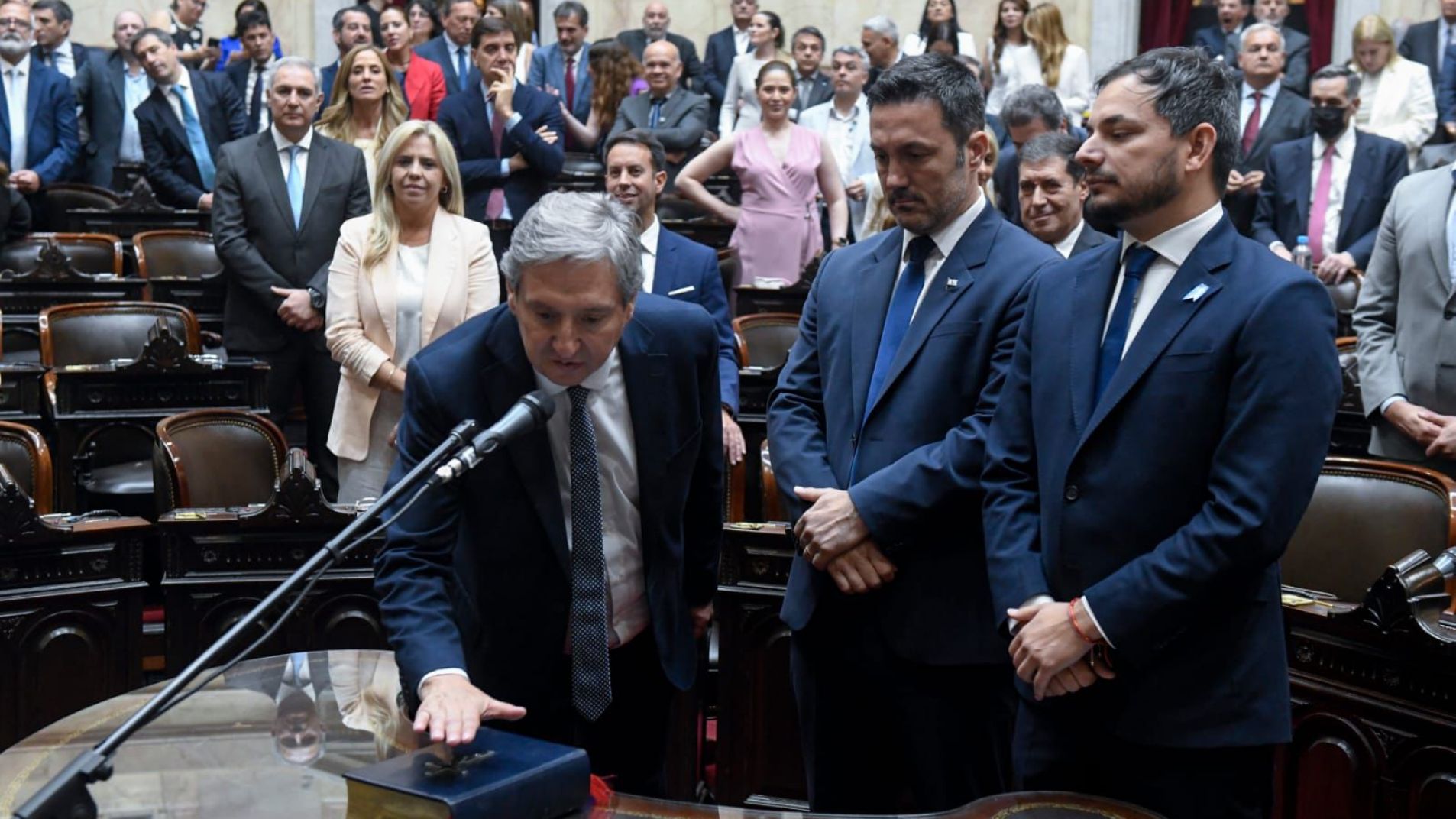 Emir Félix juró como diputado nacional sin pedir la liberación de Cristina