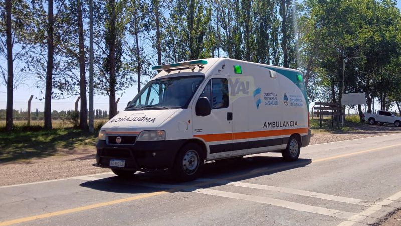 Volcó un auto en Monte Comán y su conductor murió en el traslado al hospital