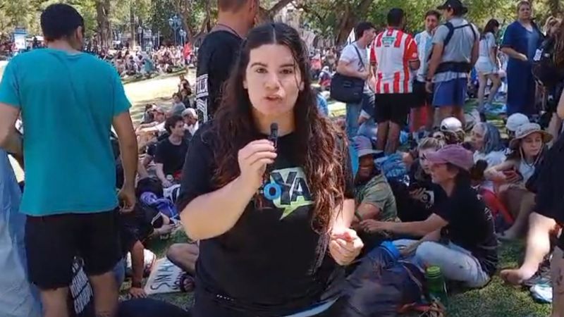 Exclusivo: En plaza Independencia se hacen sentir los defensores del agua