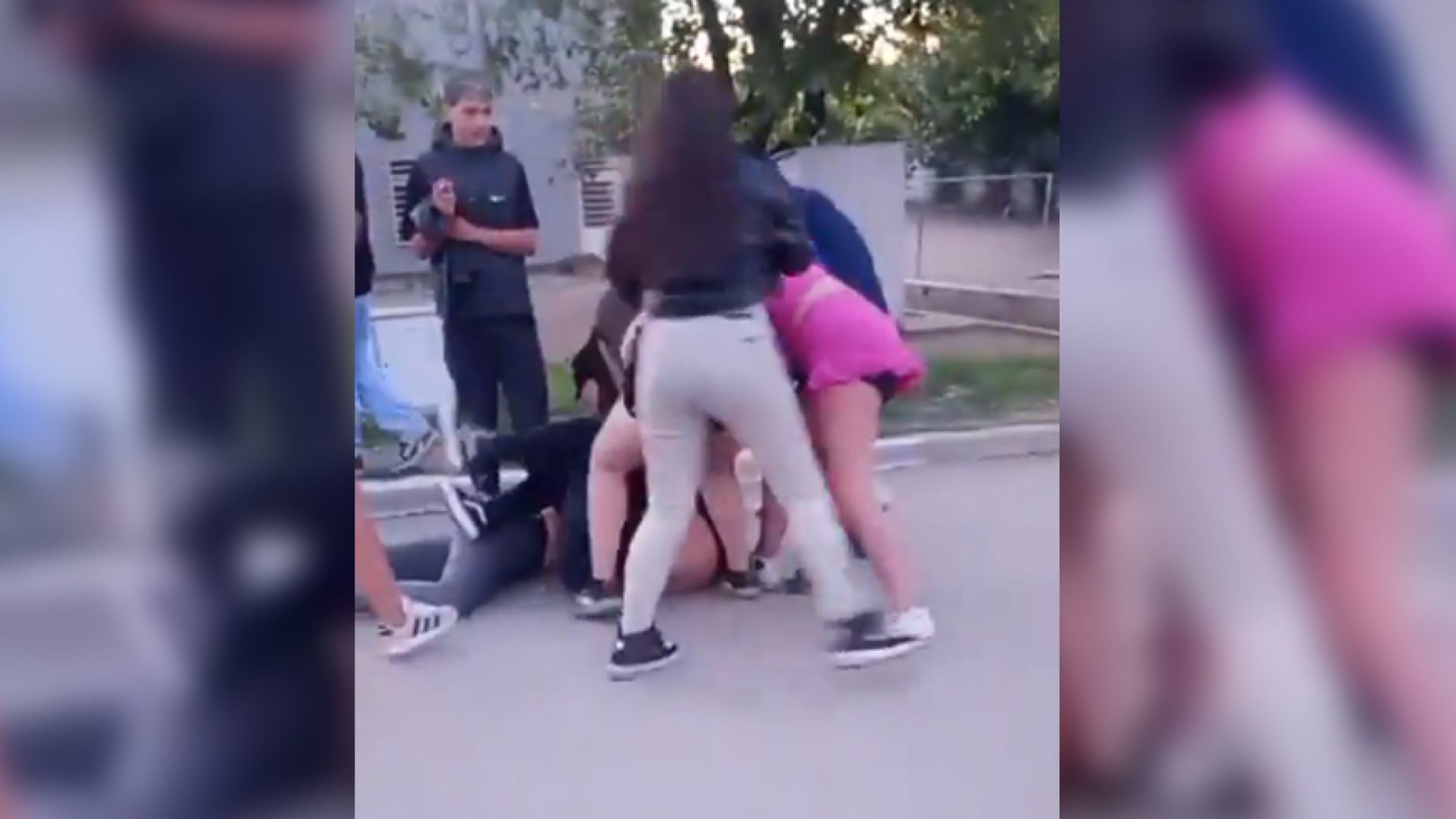 Video: A la salida de una fiesta apuñalaron a una adolescente de 15 años