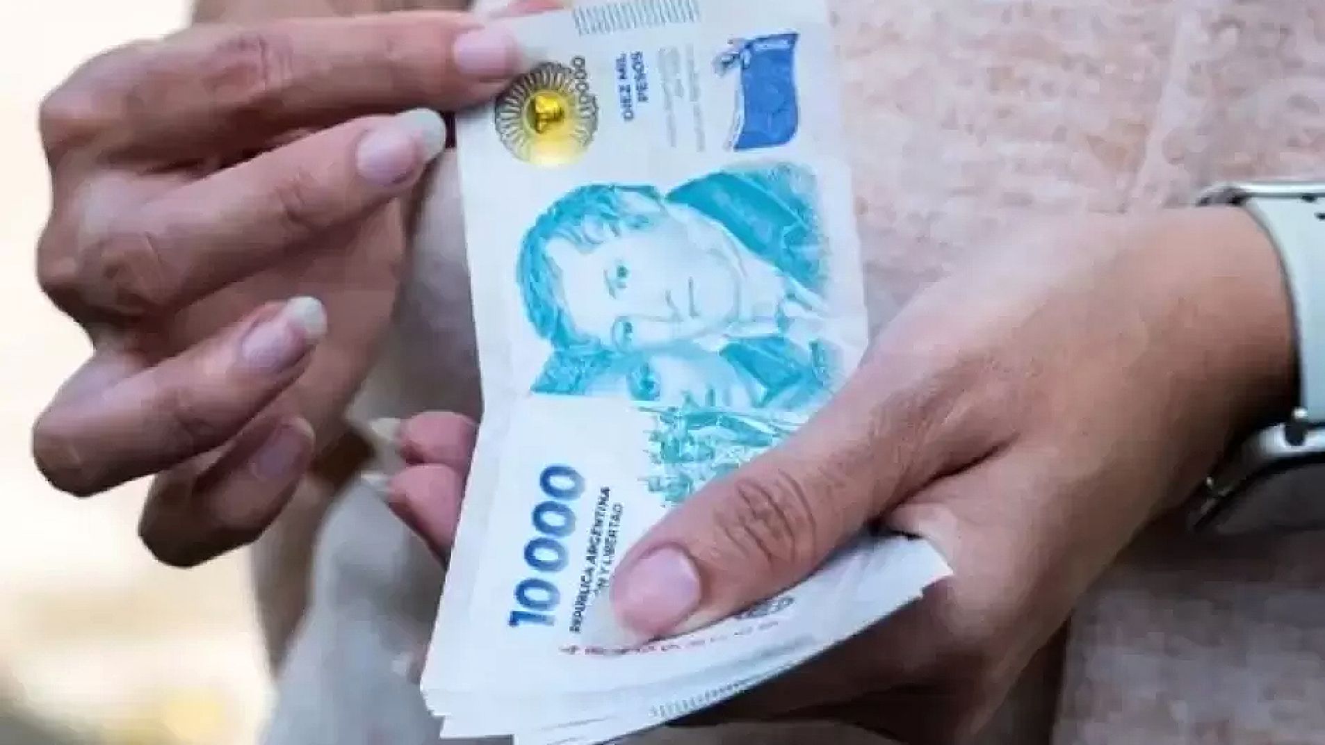 De cuánto será el aumento en la AUH para el mes de abril