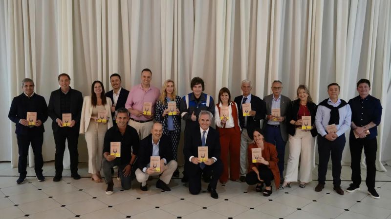 Milei evalúa el aumento para ministros y secretarios tras dos años de congelamiento