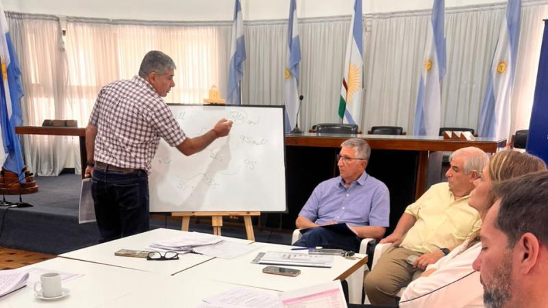 El oficialismo presentó el Presupuesto 2026 con la idea de aprobarlo a la brevedad