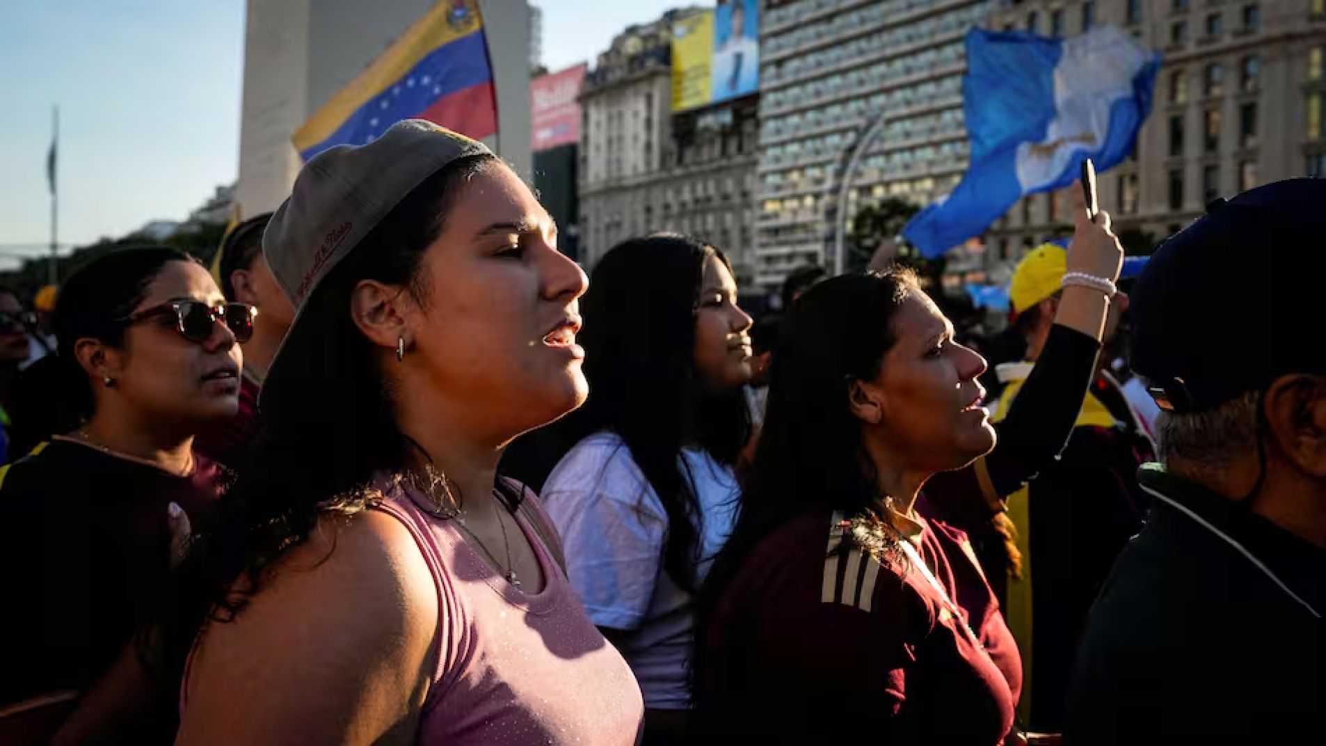 ¿Cuántos venezolanos con residencia permanente viven en Argentina?