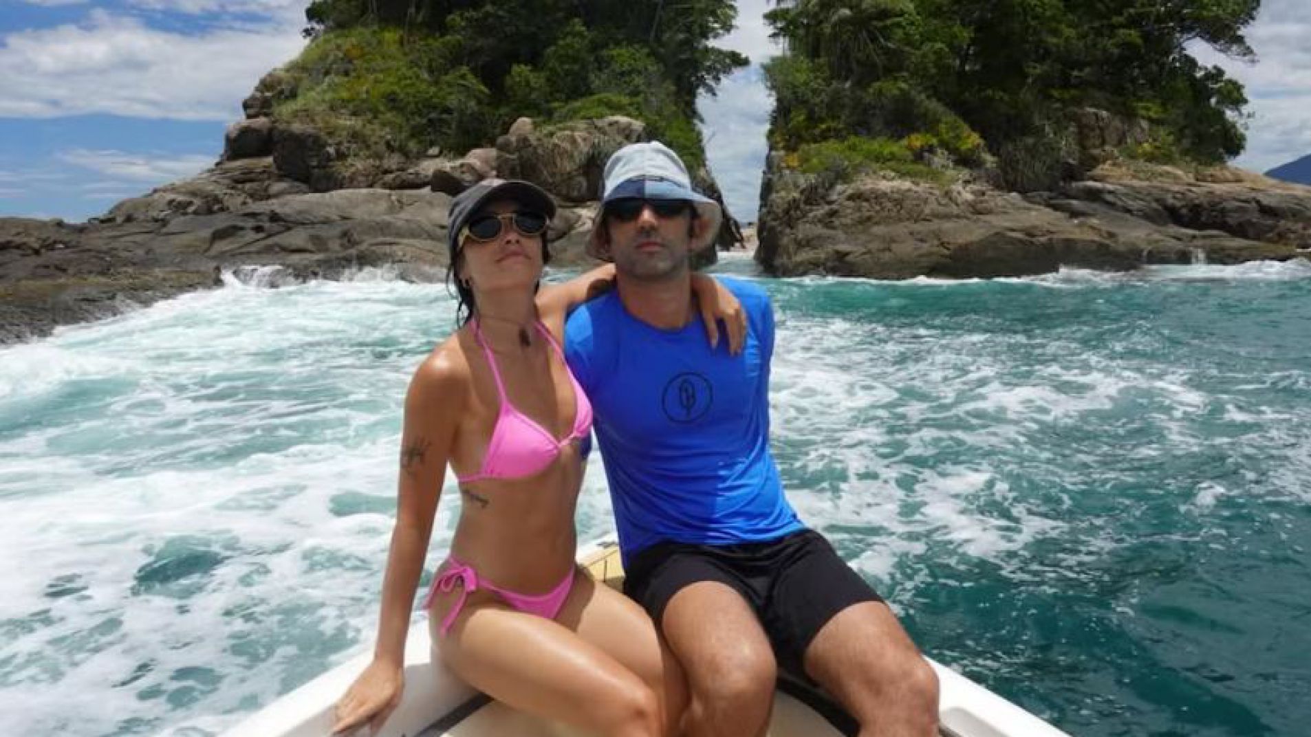 Las fotos más íntimas de Lali y Pedro en Brasil: amor, amistad y mucha diversión