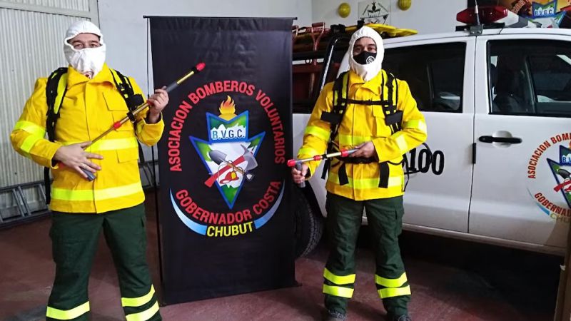 Incendios Patagonia: lanzaron colecta para ayudar a bomberos voluntarios