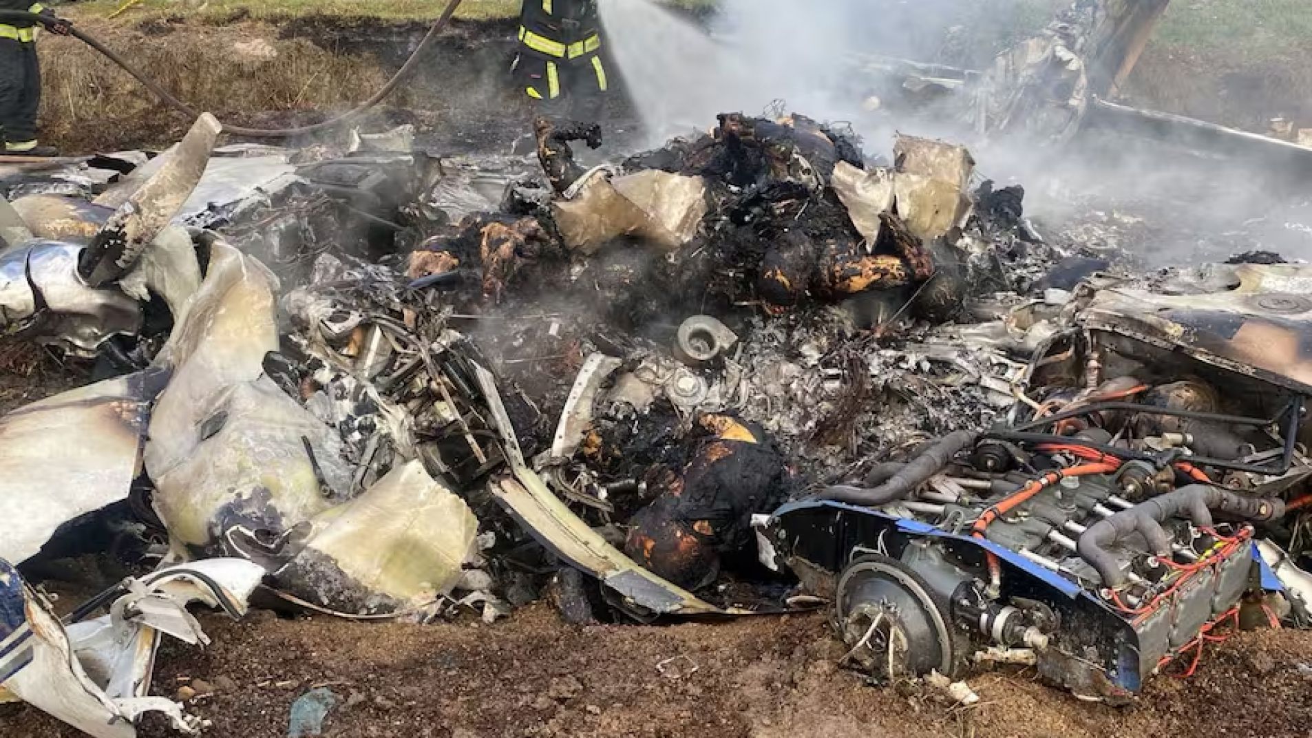 Un cantante colombiano murió tras estrellarse su avioneta: lo había soñado