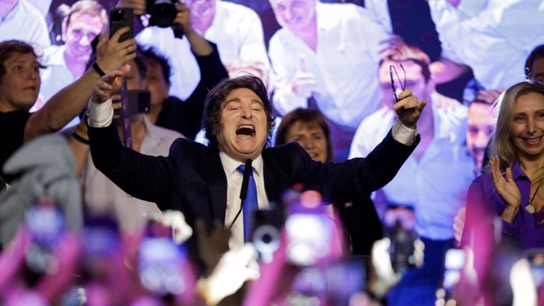 Javier Milei sigue siendo el político con mejor imagen en el inicio de 2026