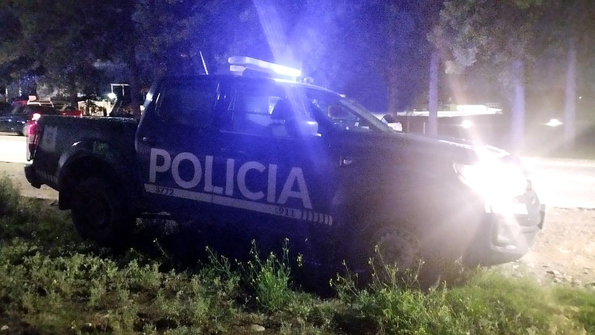 "Motochorros" asaltaron a una mujer en Rama Caída